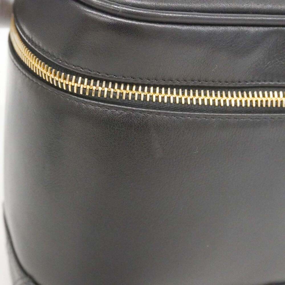 CHANEL Black Lambskin Leather Vanity Bag - Picture 9 of 11